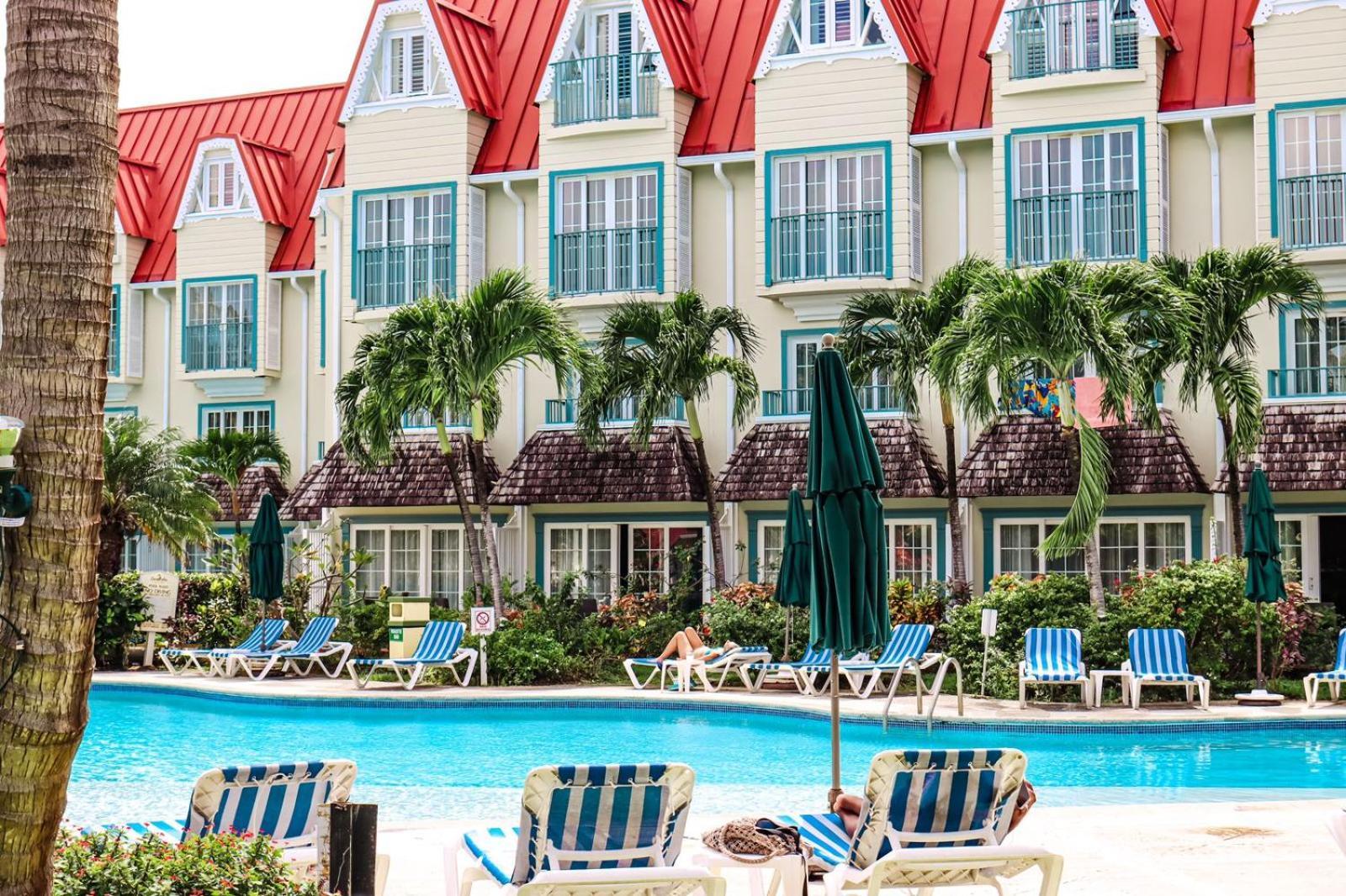 Отель Coco Palm Гроз-Иле Экстерьер фото